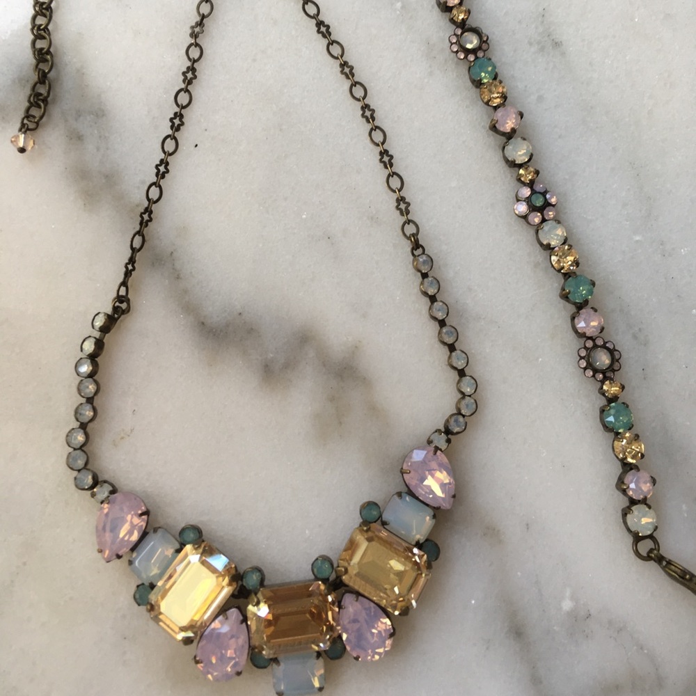 Crystal necklace and matching bracelet.